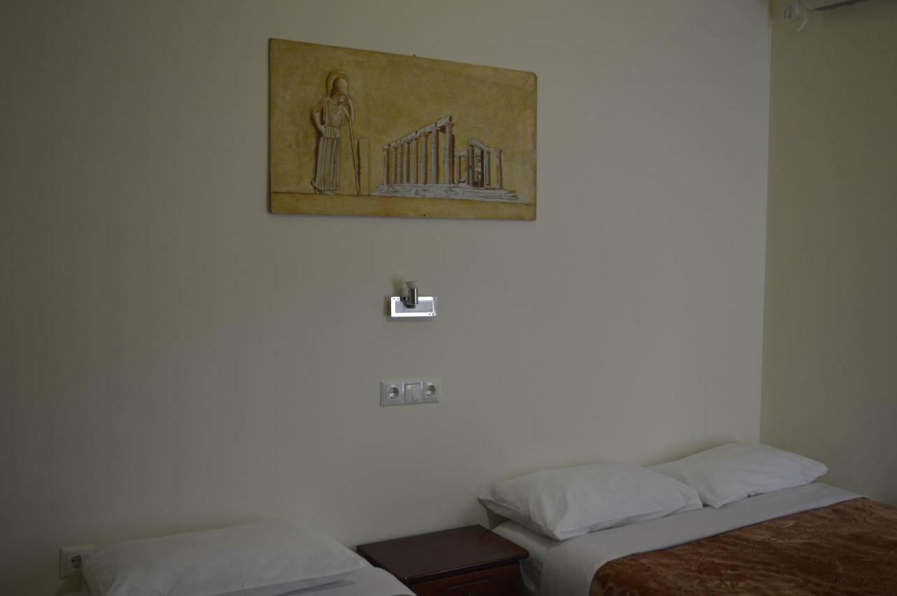 Apollonion Отель 2*
